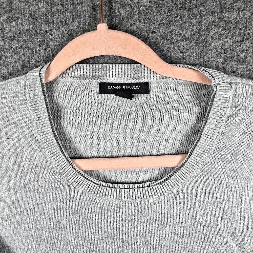Banana Republic Women L Grey/Gray‎ Pullover Sweater W Button Side Closure